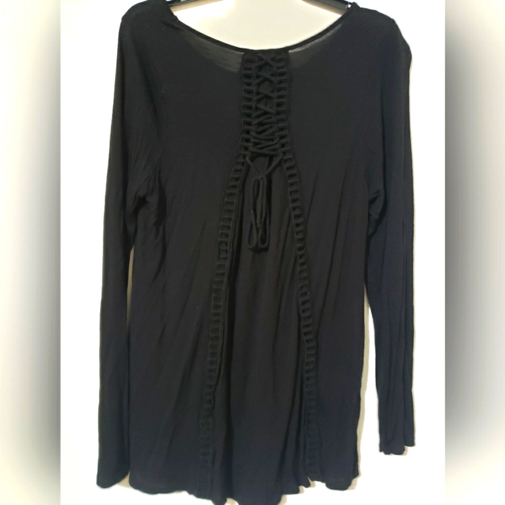 Daytrip Long Sleeve w/ Back Tie Detail NWOT